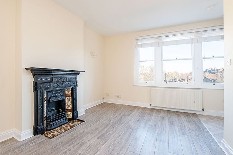 South End Road, Hampstead Heath NW3 Amberden Estates Estate Agents